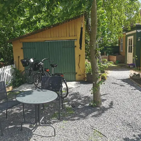 The 'loft' - Near & Penzion Rønne